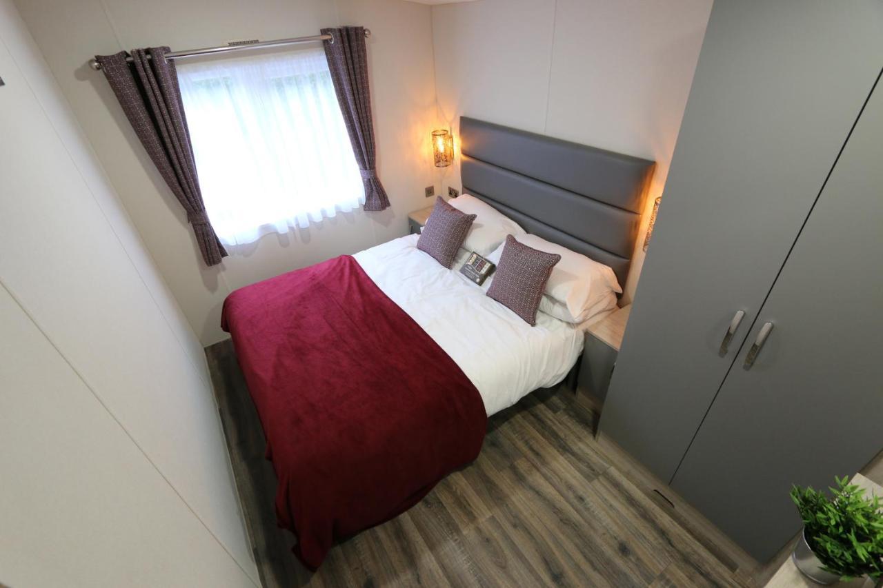 Black Bull Retreat, Barmston With Private Hot Tubs Driffield Eksteriør billede