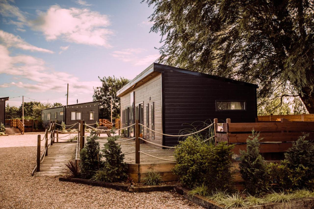 Black Bull Retreat, Barmston With Private Hot Tubs Driffield Eksteriør billede