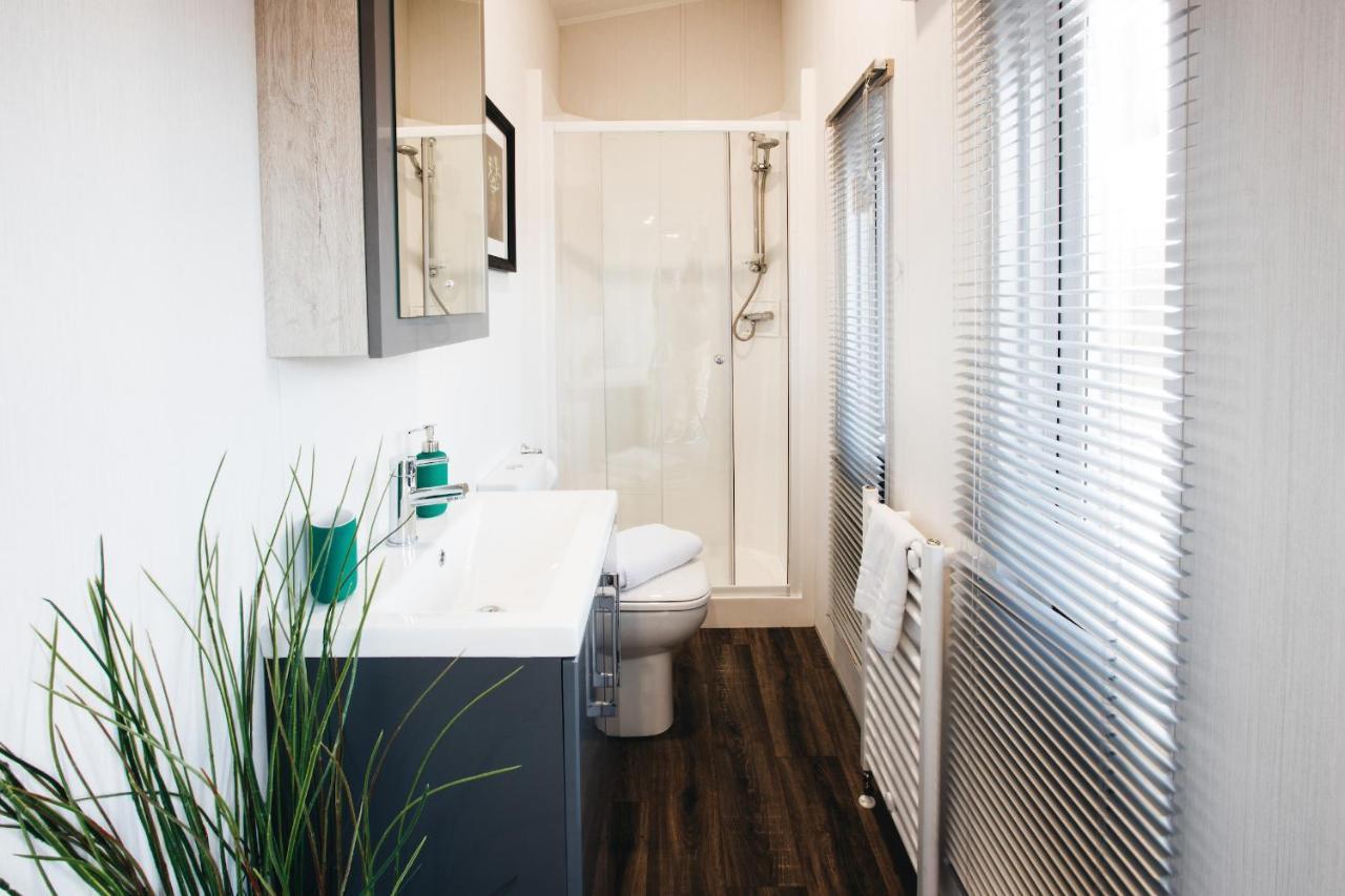 Black Bull Retreat, Barmston With Private Hot Tubs Driffield Eksteriør billede