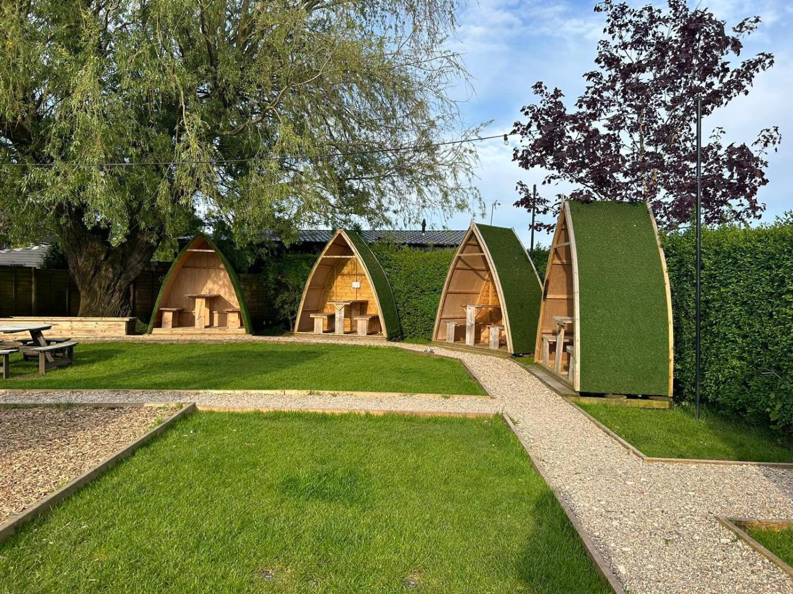 Black Bull Retreat, Barmston With Private Hot Tubs Driffield Eksteriør billede